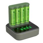 شارژر باتری به همراه باتری 2100 میلیآمپر قلمی جی پی ریسایکو مدل GP ReCyko M421 & D451